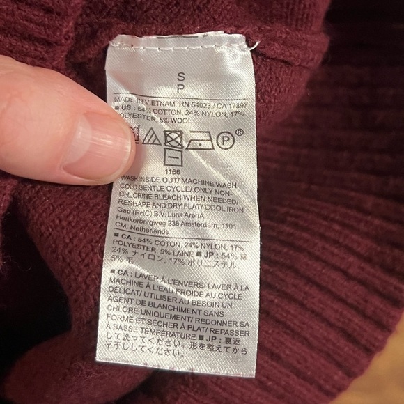 Banana Republic Deep Red Knit Sweater - Picture 6 of 7